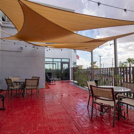 Hampton Inn El Centro Exterior photo